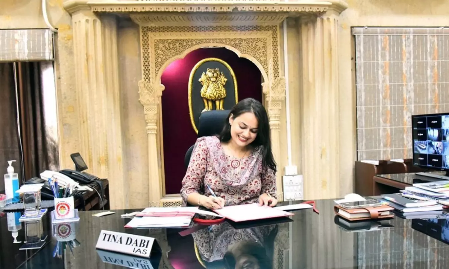 बाड़मेर जिला कलेक्टर निशांत जैन का तबादला, श्रीमती टीना डाबी होगी बाड़मेर की नई जिला कलेक्टर